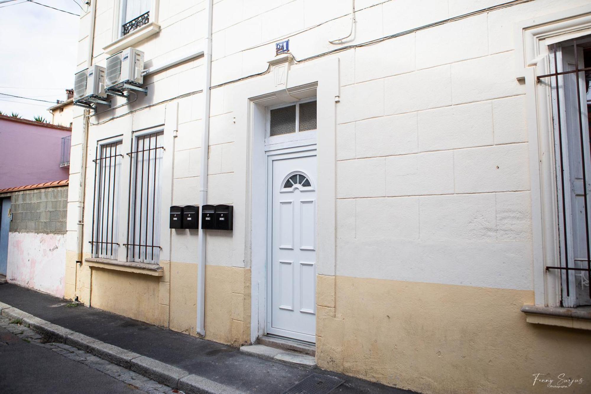 Appartements Confortables - Gare A 5 Min Pied - 20Min De La Plage - Terrasse 페르피냥 외부 사진